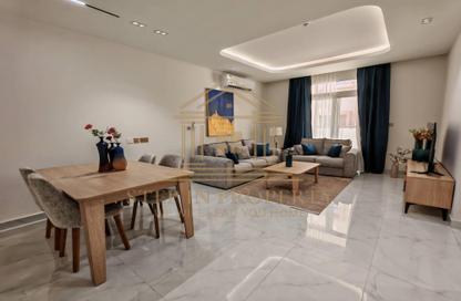 Apartment - 2 Bedrooms - 3 Bathrooms for rent in Bin Omran 35 - Fereej Bin Omran - Doha
