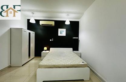 Apartment - Studio - 1 Bathroom for rent in Al Nasr - Doha