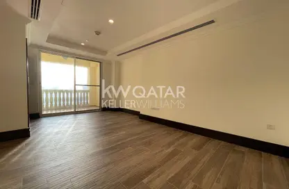 Apartment - 1 Bathroom for rent in Viva West - Viva Bahriyah - The Pearl Island - Doha