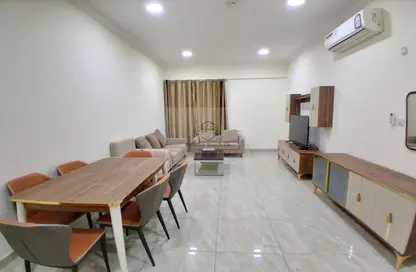 شقة - 2 غرف نوم - 2 حمامات للايجار في منتزه 7 - المنتزه - الدوحة