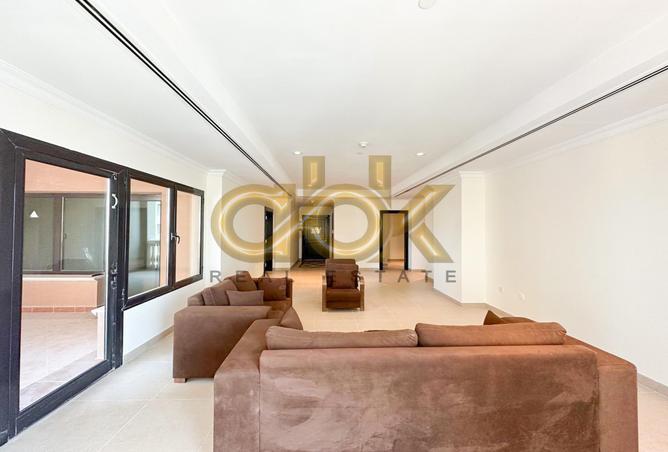 53332704 - Property Image 3