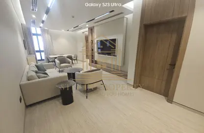 Apartment - 2 Bedrooms - 2 Bathrooms for rent in Anas Street - Fereej Bin Mahmoud North - Fereej Bin Mahmoud - Doha