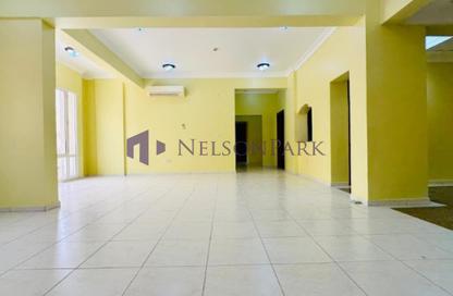 Apartment - 2 Bedrooms - 2 Bathrooms for rent in Al Mansoura - Al Mansoura - Doha