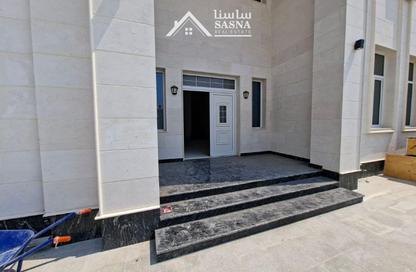 Apartment - 7+ - 7+ for sale in Umm Qarn - Al Daayen