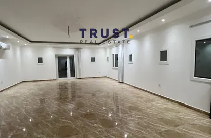 Apartment - 2 Bathrooms for rent in Al Dafna - Al Dafna - Doha