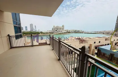 Apartment - 3 Bedrooms - 4 Bathrooms for rent in Abraj Bay - Abraj Quartiers - The Pearl Island - Doha