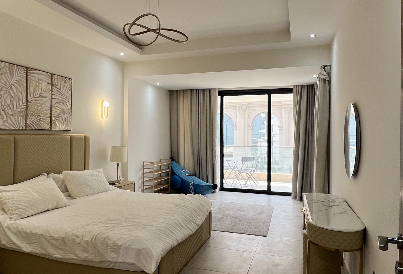 LUXURY 1BHK FULLY FURNISHED INCLUDING BILLS
