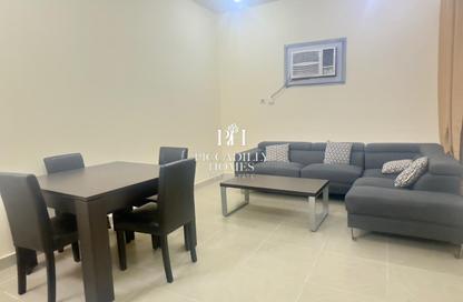 Apartment - 2 Bedrooms - 2 Bathrooms for rent in Al Hashmi Building - Al Muntazah Street - Al Muntazah - Doha