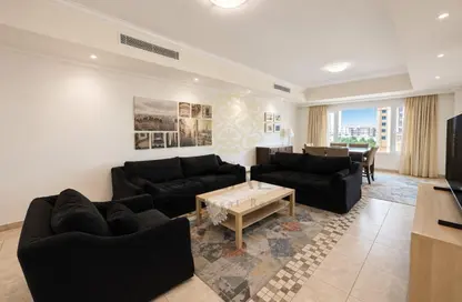 شقة - 2 غرف نوم - 3 حمامات للايجار في طريق بورتو الغربي - بورتو أرابيا - جزيرة اللؤلؤة - الدوحة