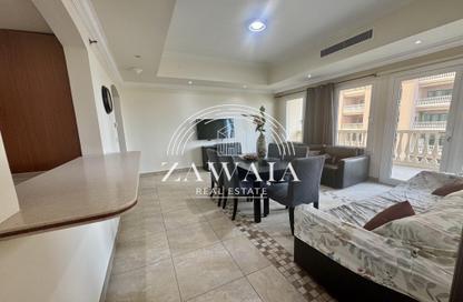 Apartment - 2 Bedrooms - 2 Bathrooms for rent in Porto Arabia Townhouses - Porto Arabia - The Pearl Island - Doha