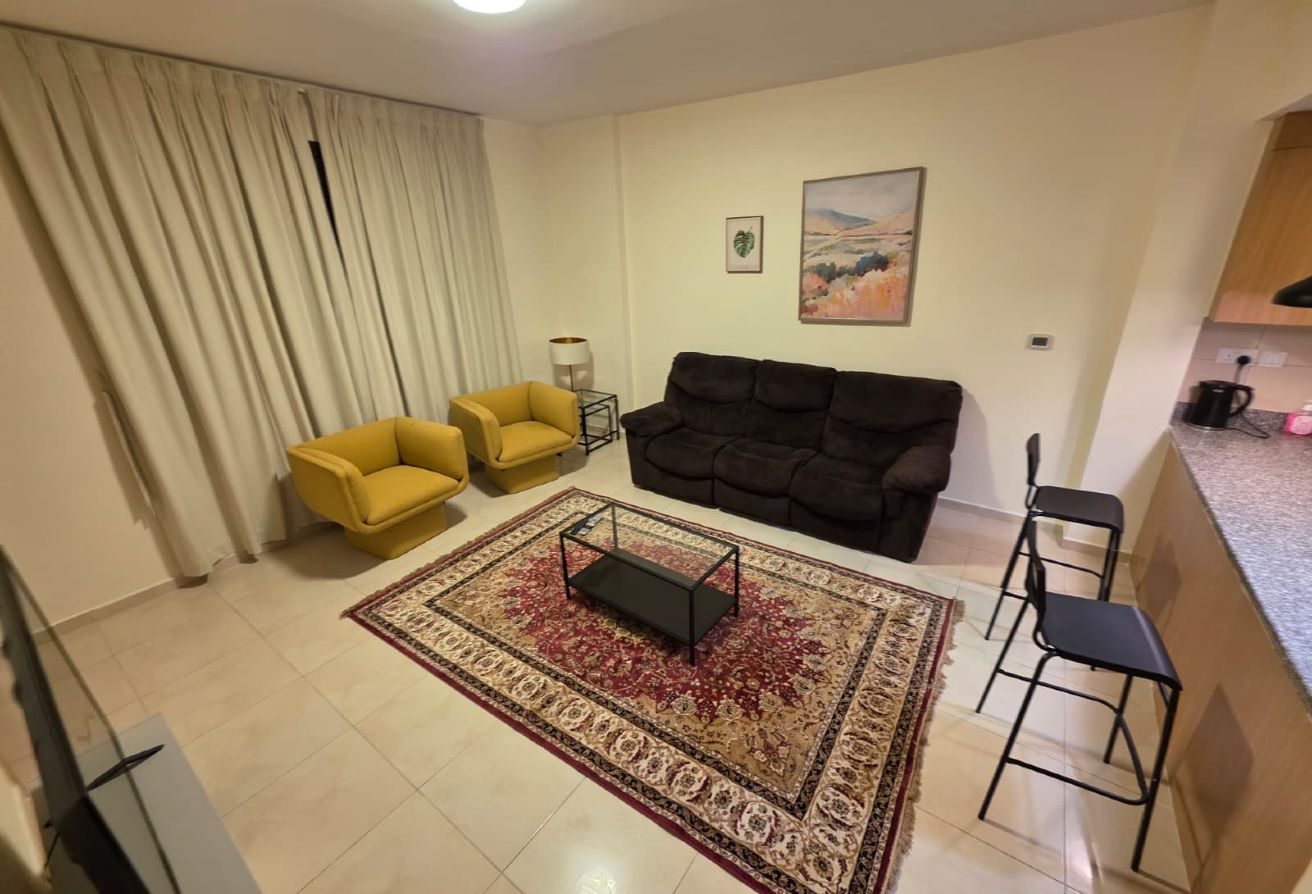 COZY 1 BHK FULLY FURNISHED CLOSE TO TRAMSTATION thumbnail 13