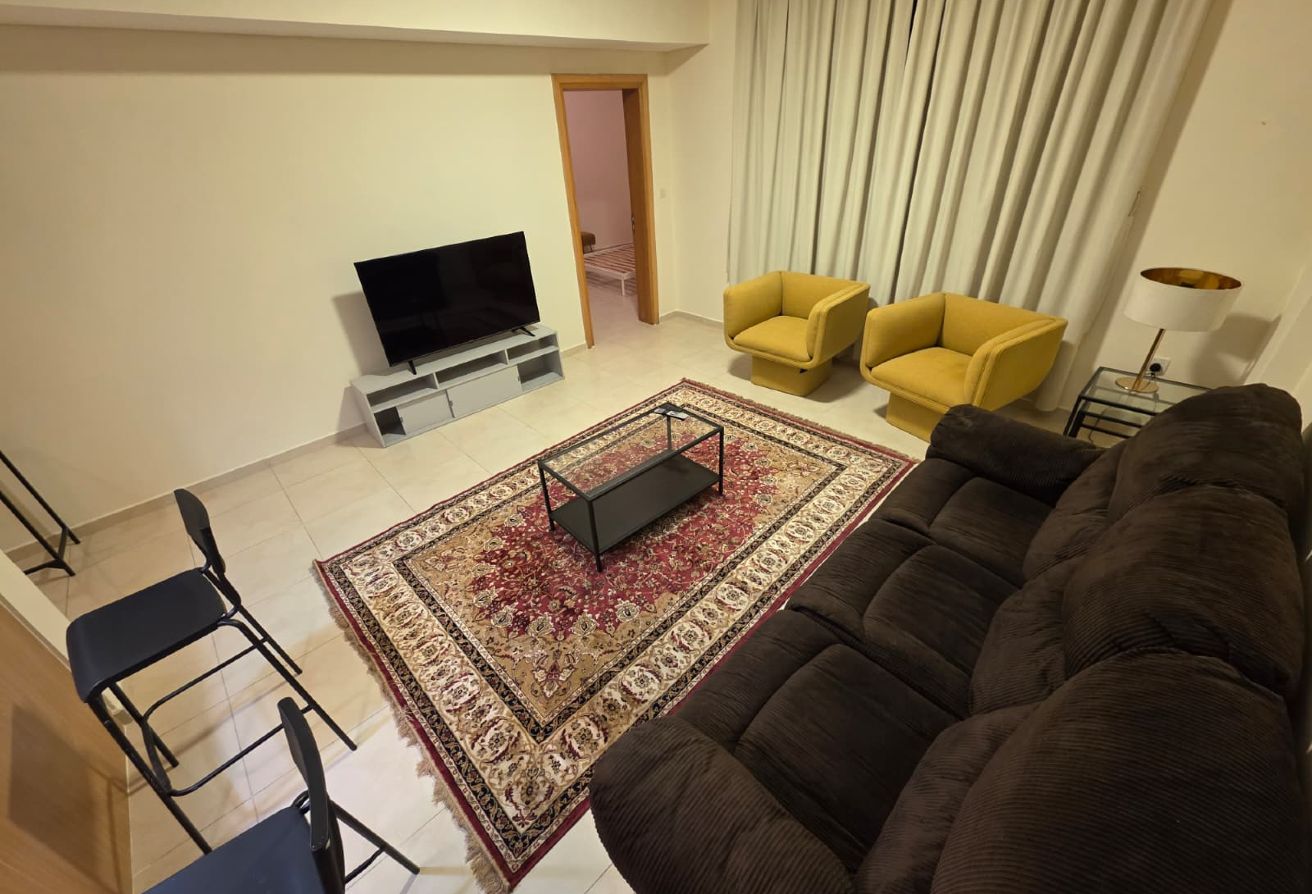 COZY 1 BHK FULLY FURNISHED CLOSE TO TRAMSTATION thumbnail 8
