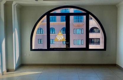 Hotel Apartments - 1 Bedroom - 2 Bathrooms for rent in Porto Arabia - The Pearl Island - Doha