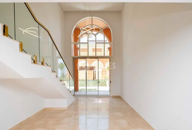 63305398 - Property Image 2