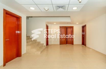 Apartment - 3 - 4 for rent in West Bay Tower - West Bay - West Bay - Doha