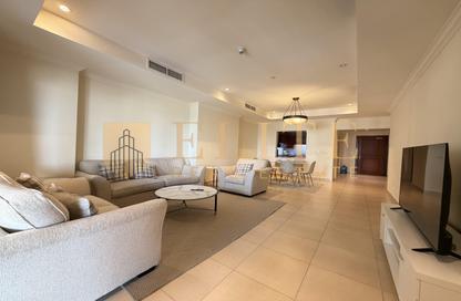 Apartment - 1 Bedroom - 2 Bathrooms for rent in East Porto Drive - Porto Arabia - The Pearl Island - Doha