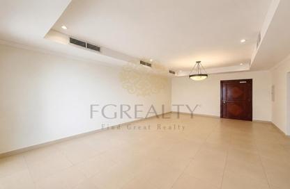 Apartment - 1 Bedroom - 2 Bathrooms for rent in East Porto Drive - Porto Arabia - The Pearl Island - Doha