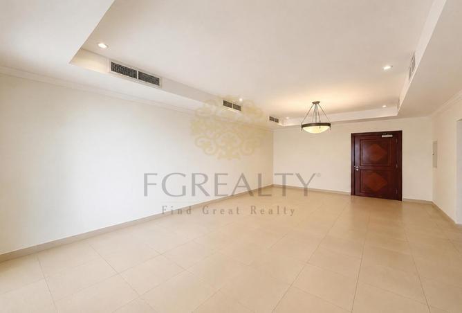 55278182 - Property Image 2