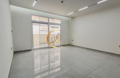 Apartment - 3 Bedrooms - 4 Bathrooms for rent in Bin Omran 35 - Fereej Bin Omran - Doha Apartment - 3 Bedrooms - 4 Bathrooms for rent in Bin Omran 35 - Fereej Bin Omran - Doha