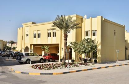 Villa - 4 - 4 for rent in Souk Al gharaffa - Al Gharrafa - Doha