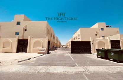 مجمع سكني - 5 غرف نوم - 5 حمامات للايجار في أم صلال على - الدوحة مجمع سكني - 5 غرف نوم - 5 حمامات للايجار في أم صلال على - الدوحة