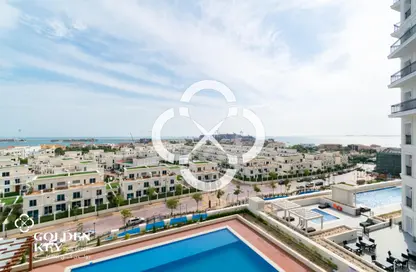 Apartment - 3 Bedrooms - 4 Bathrooms for rent in Floresta Gardens - Floresta Gardens - The Pearl Island - Doha