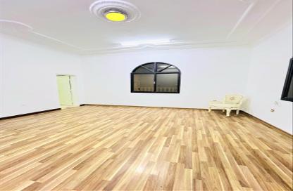 Apartment - Studio - 1 Bathroom for rent in Al Aziziyah - Al Aziziyah - Doha Apartment - Studio - 1 Bathroom for rent in Al Aziziyah - Al Aziziyah - Doha