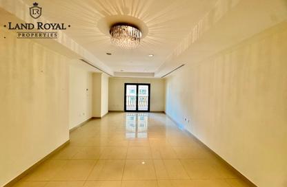 Apartment - 2 Bedrooms - 3 Bathrooms for rent in East Porto Drive - Porto Arabia - The Pearl Island - Doha