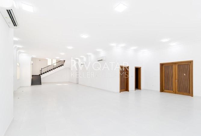 57782296 - Property Image 2