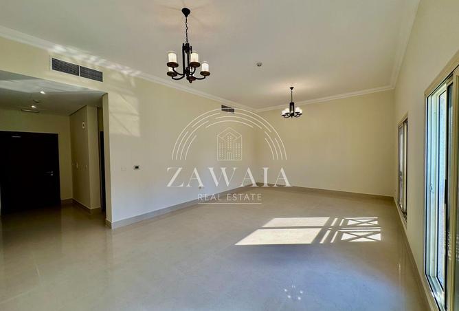 1010412 - Property Image 2