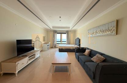 Apartment - Studio - 1 for rent in East Porto Drive - Porto Arabia - The Pearl Island - Doha