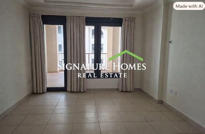 Apartment - 1 Bedroom - 2 Bathrooms for rent in Tower 24 - Porto Arabia - The Pearl Island - Doha