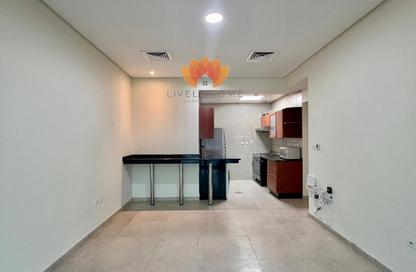 Apartment - 2 Bedrooms - 2 Bathrooms for rent in Zig Zag Tower A - Zig Zag Towers - West Bay - Doha