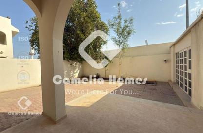 Villa - 3 Bedrooms - 5 Bathrooms for rent in New Salata - Salata - Doha