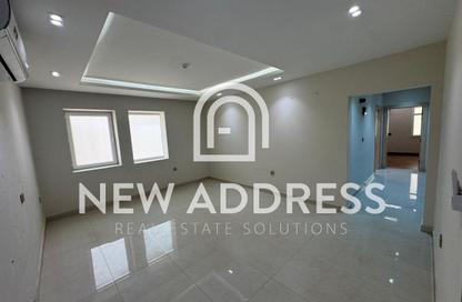 Apartment - 2 Bedrooms - 3 Bathrooms for rent in Madinat Khalifa South - Madinat Khalifa - Doha