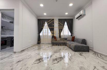 Apartment - 2 Bedrooms - 2 Bathrooms for rent in Al Mirqab Al Jadeed - Doha