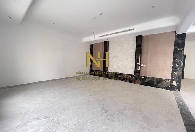 57086503 - Property Image 2