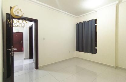 Apartment - 1 Bedroom - 1 Bathroom for rent in Umm Ghuwailina 4 - Umm Ghuwailina - Doha