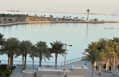 Apartment - 1 Bedroom - 2 Bathrooms for rent in Marina Tower 12 - Marina District - Lusail