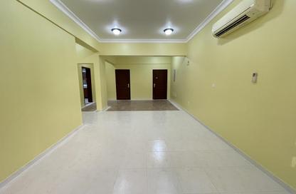 Apartment - 3 Bedrooms - 2 Bathrooms for rent in Al Mansoura - Al Mansoura - Doha Apartment - 3 Bedrooms - 2 Bathrooms for rent in Al Mansoura - Al Mansoura - Doha