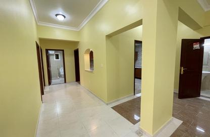 Apartment - 3 Bedrooms - 2 Bathrooms for rent in Al Mansoura - Al Mansoura - Doha