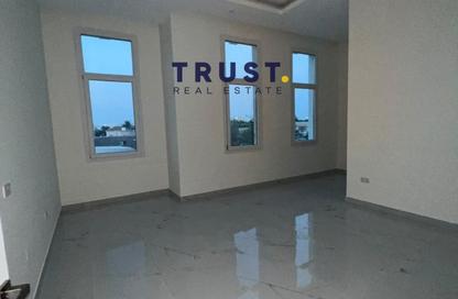 Villa - 7 - 6 for rent in Umm Abirieh - Al Shamal