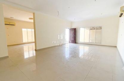 Villa - 5 Bedrooms - 6 Bathrooms for rent in Souk Al gharaffa - Al Gharrafa - Doha