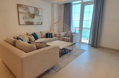 شقة - 2 غرف نوم - 4 حمامات للايجار في حدائق فلورستا - حدائق فلورستا - جزيرة اللؤلؤة - الدوحة