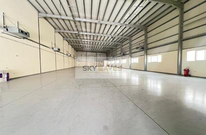 Warehouse - Studio - 3 Bathrooms for rent in East Industrial Street - Birkat Al Awamer - Al Wakra