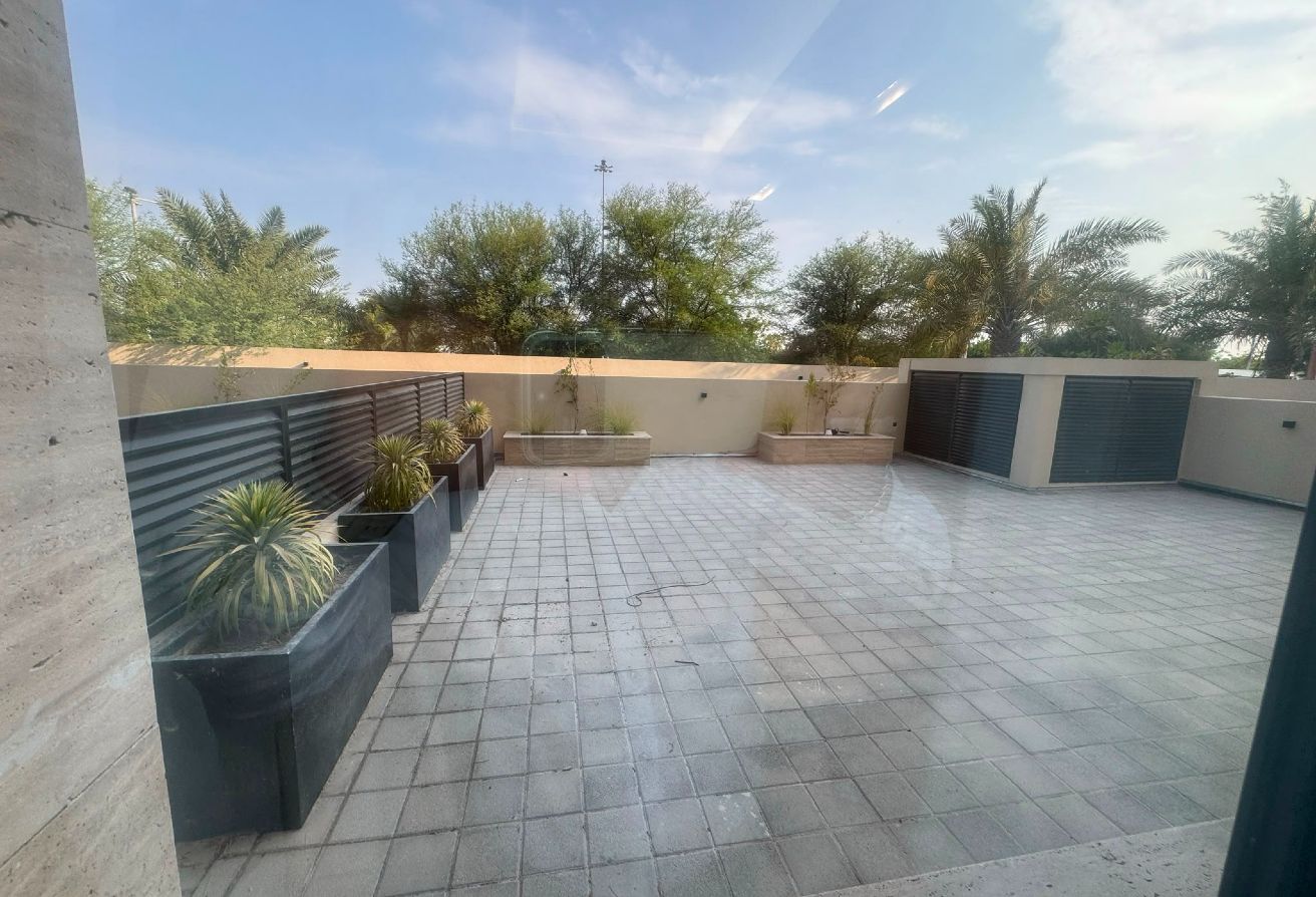 2 BHK | for Sale Huge Private Garden  – Fox Hill thumbnail 21