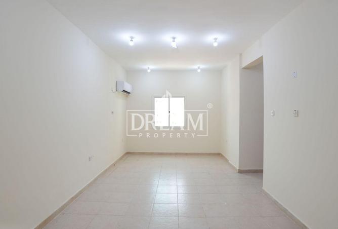 58521173 - Property Main Image