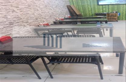 Shop - Studio - 2 Bathrooms for sale in AL Maha Commercial Complex - New Al Hitmi - Fereej Bin Omran - Doha