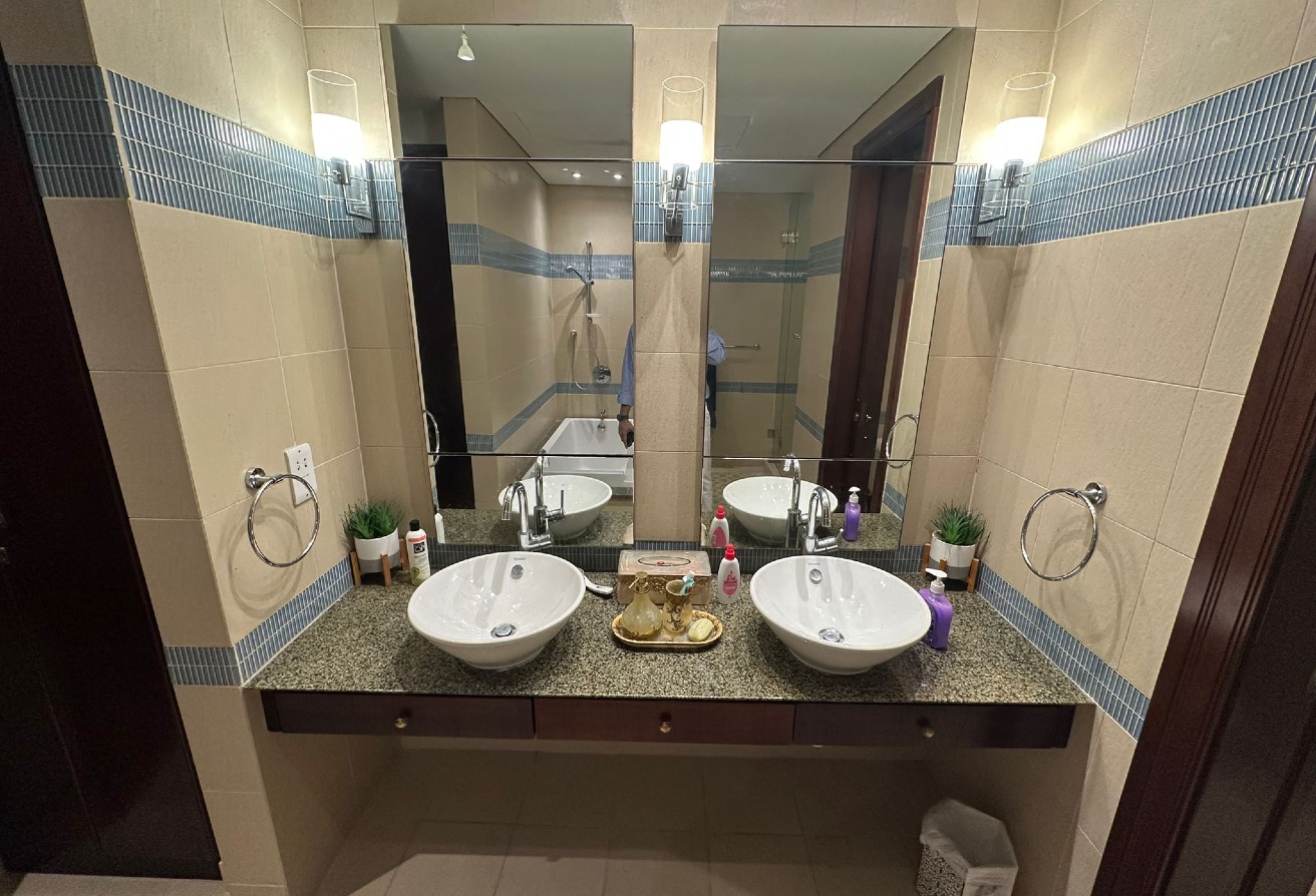 Townhouse 2 Bedroom Furnished Including Bills thumbnail 8