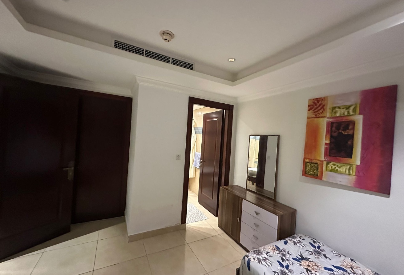 Townhouse 2 Bedroom Furnished Including Bills thumbnail 9